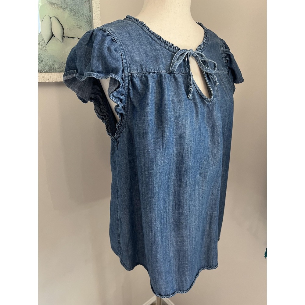LC Lauren Conrad Top Womens Large Blue Chambray Flutter Sleeve Ruffle Boho - Picture 3 of 8